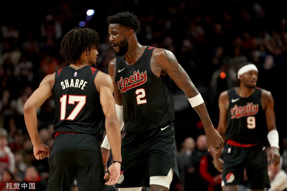 他在防守端 他在防守端